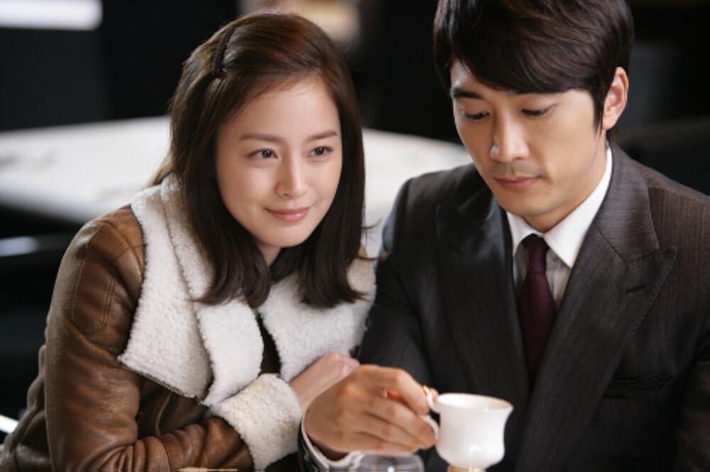 Главные герои дорамы. Кадр из дорамы 