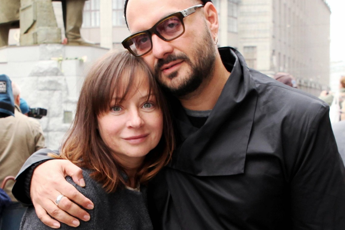     «Гибель всерьез»: Кирилл Серебренников рассказал, как Евгения Добровольская умирала на сцене