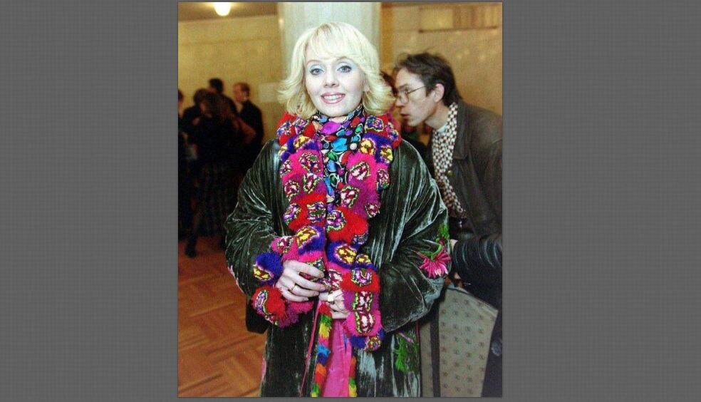 Валерия в 90-е годы. Певица почти не изменилась