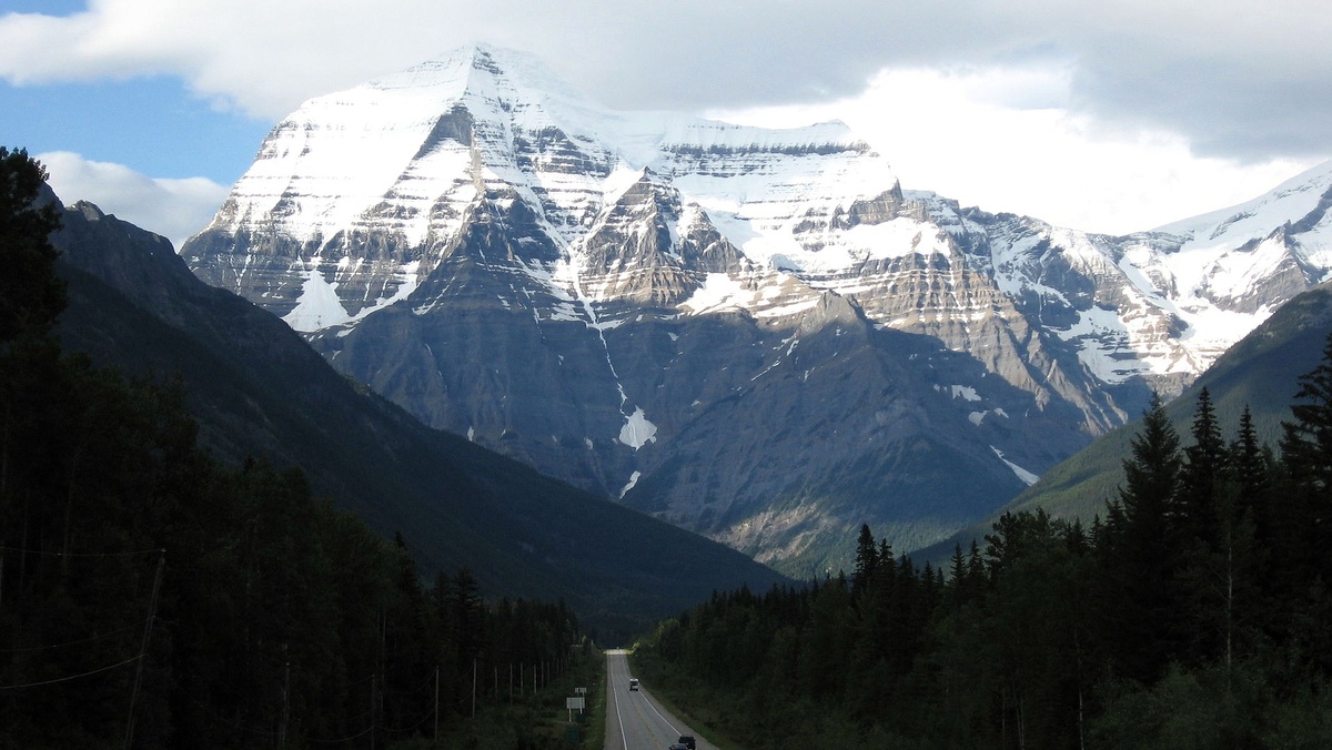 гора Робсон (англ. Mount Robson), фото wikipedia