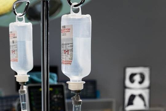    После новогодних праздников россияне увлеклись антипохмельными капельницами