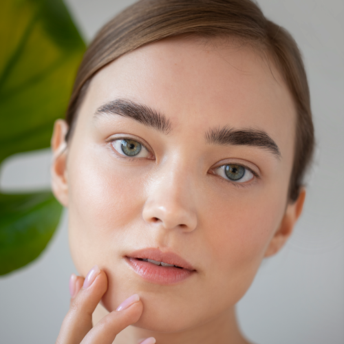 Иметь идеальную кожу без пигментации возможно, используя препараты Мартинес Имидж