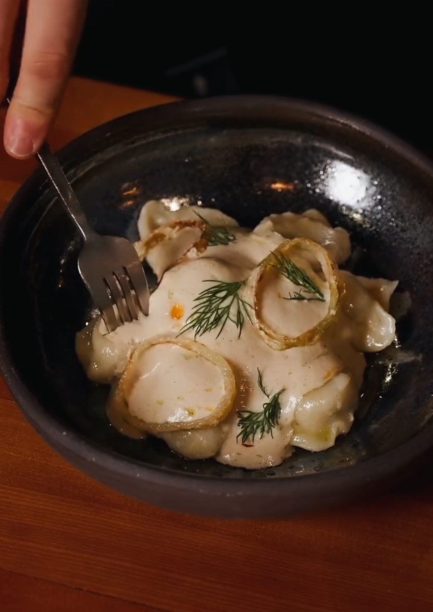 Вареники с сюрпризами [ресторан ЛАРИСА ЖАРИТ]