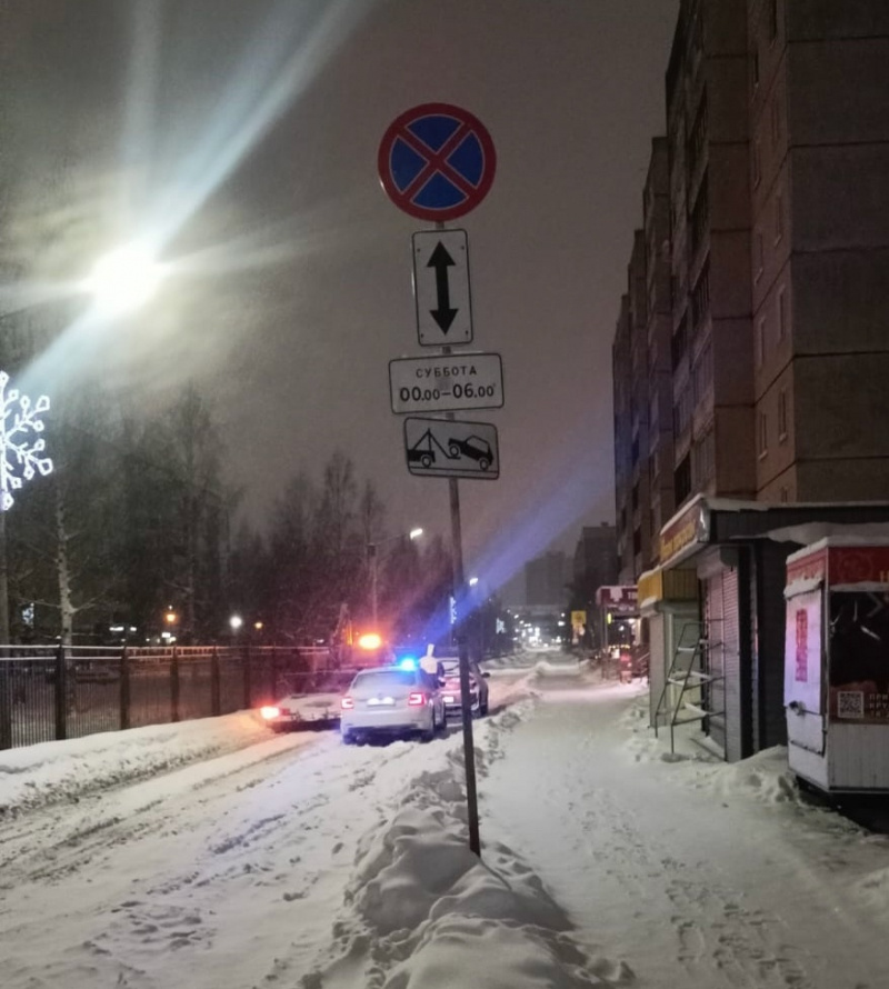    ГАИ наказала водителя, помешавшего уборке снега в ПетрозаводскеГАИ Петрозаводска