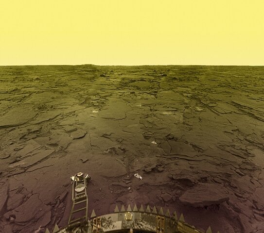 Krugozor / Реконструированный современными методами снимок аппарата Венера-13