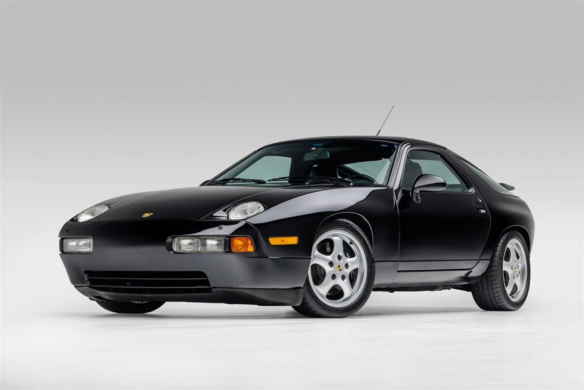 Porsche 928 GTS 1994 года