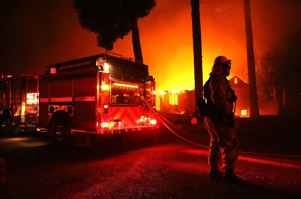 Пожары в Калифорнии.  фото: картинки яндекса.