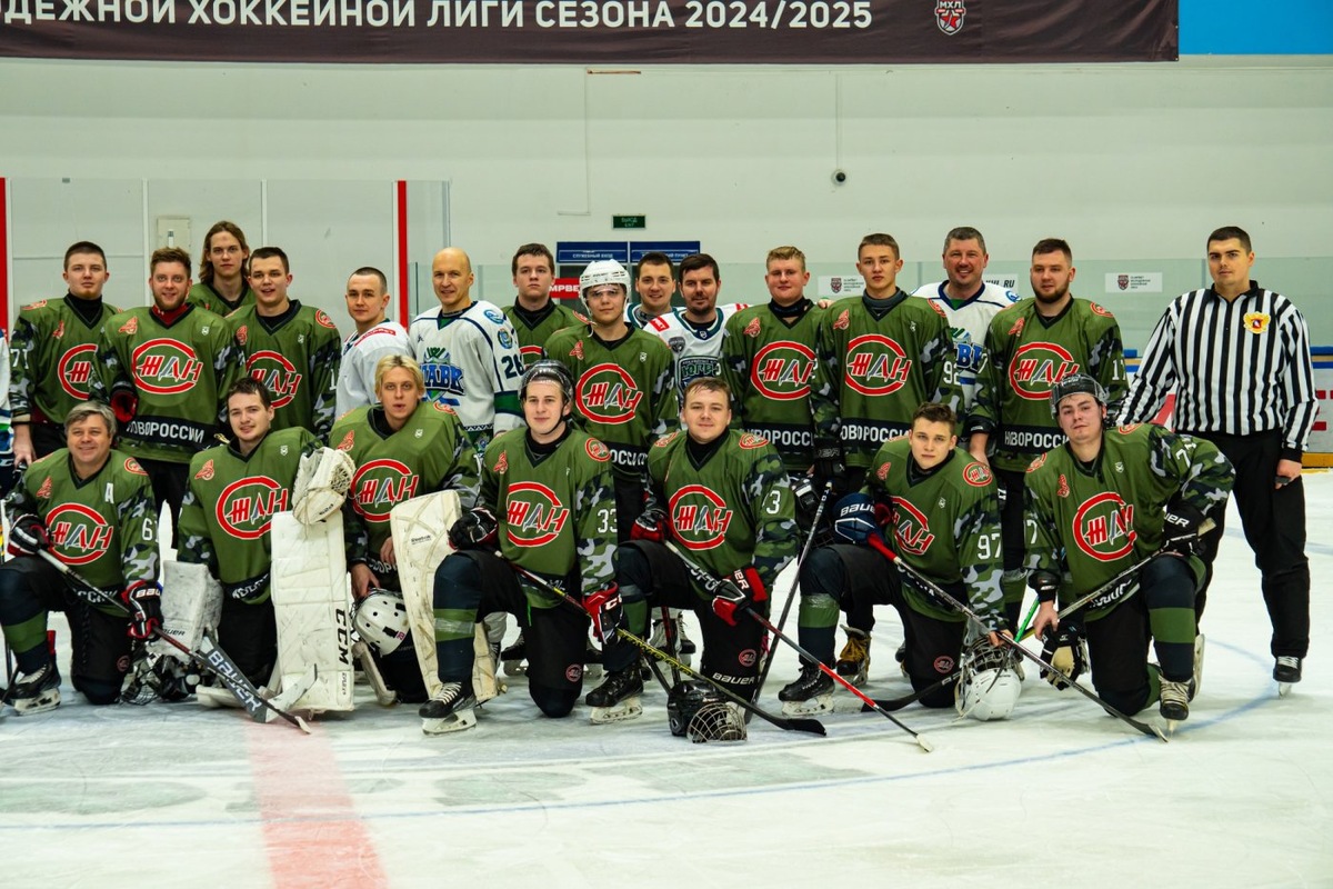    В Ханты-Мансийске состоялись Рождественские игры по хоккею с участием команды из ДНР