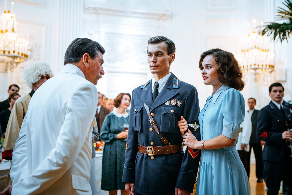 Кадр из фильма "Любовь Советского Союза". Источник www.kino-teatr.ru