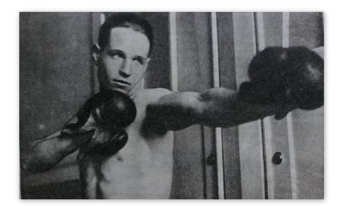 Виктор Михайлов на тренировке.