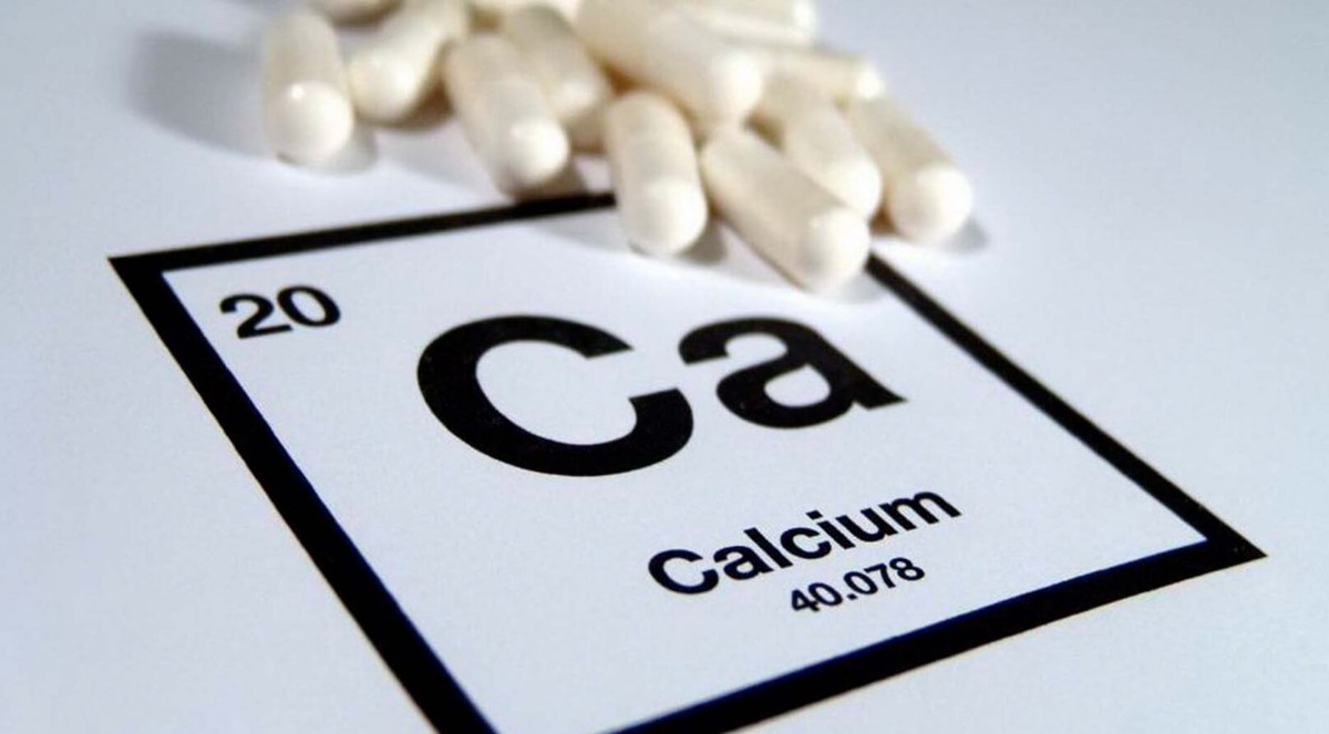    Дефицит кальция может привести к судорогам, повышенной утомляемости и многим другим последствиям. Источник изображения: dzen.ru