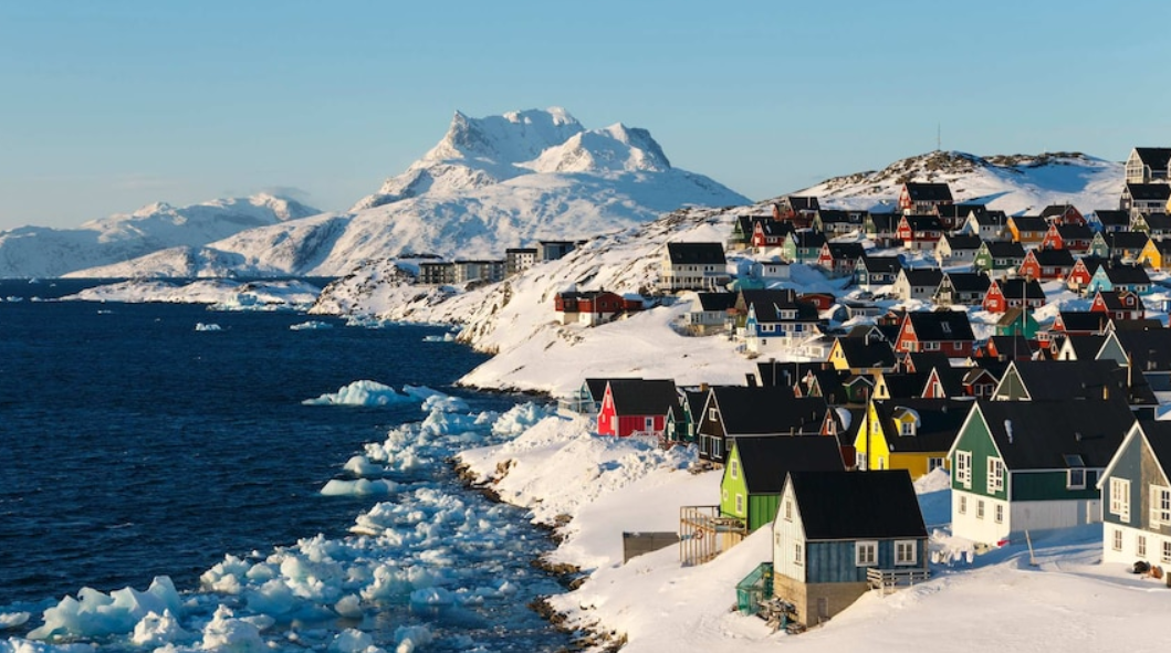 Столица Гренландии Нуук. Фото из открытого источника в Яндексе