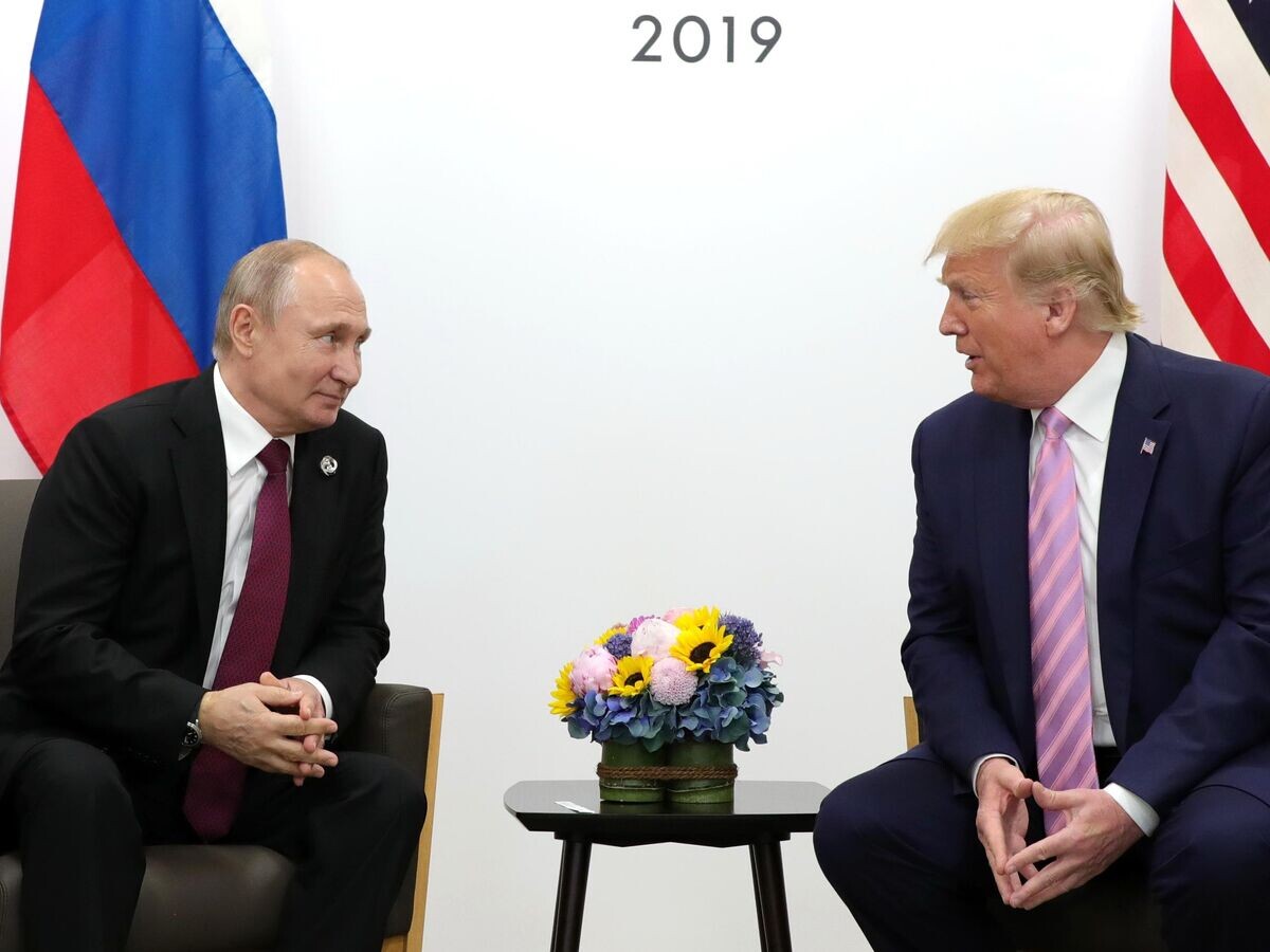    Президент РФ Владимир Путин и президент США Дональд Трамп© РИА Новости / Михаил Климентьев