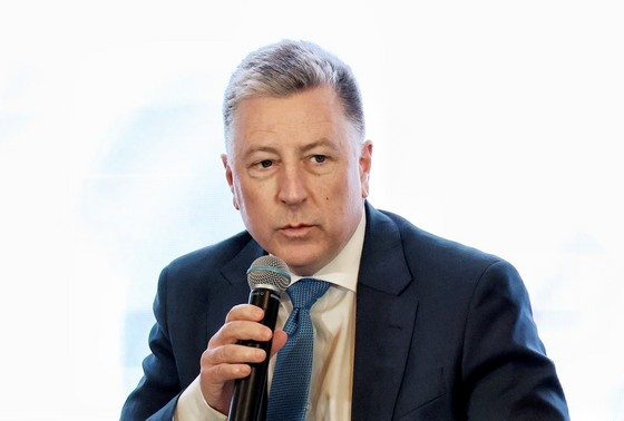    Курт Волкер