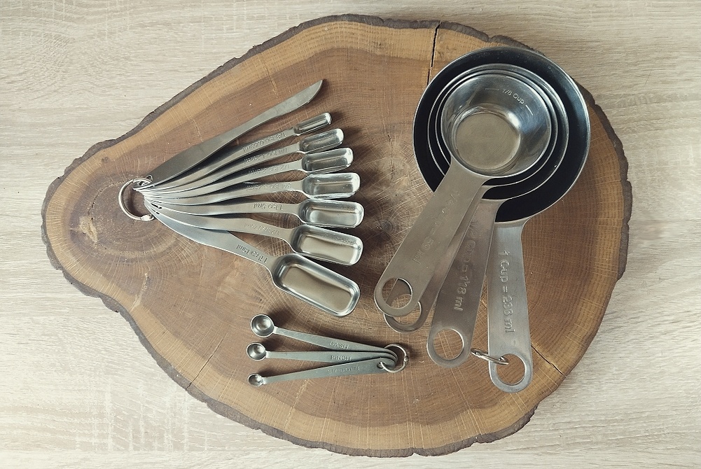 Фото1. Мерные чашки и ложки для молотых и дробленых пряностей.