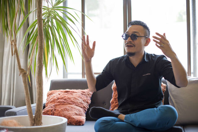 Утхит Хемамун.