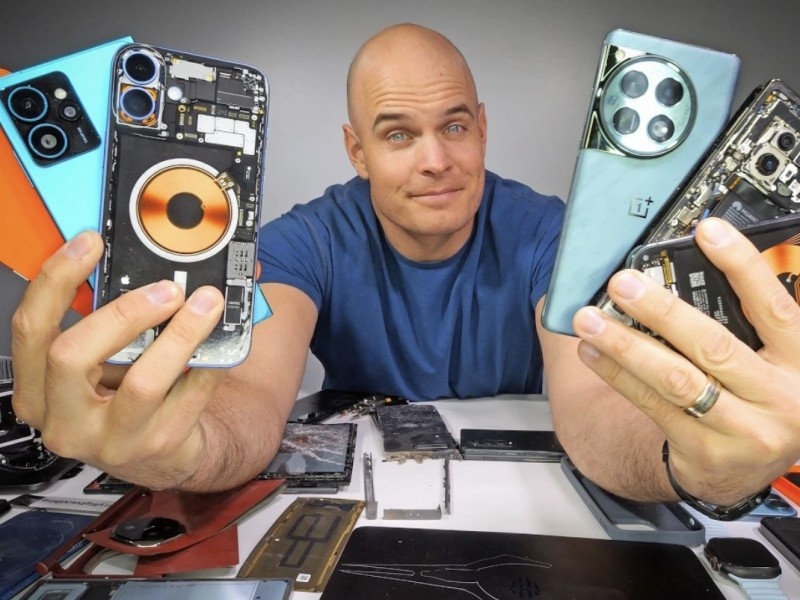    Знаменитый сгибатель смартфонов назвал самые ремонтопригодные модели 2024 года
