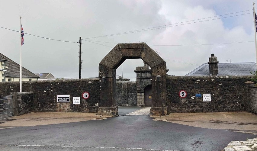Бывшая Принстаунская каторжная тюрьма. Ныне Музей Дартмурской тюрьмы. Картинка взята в Сети.