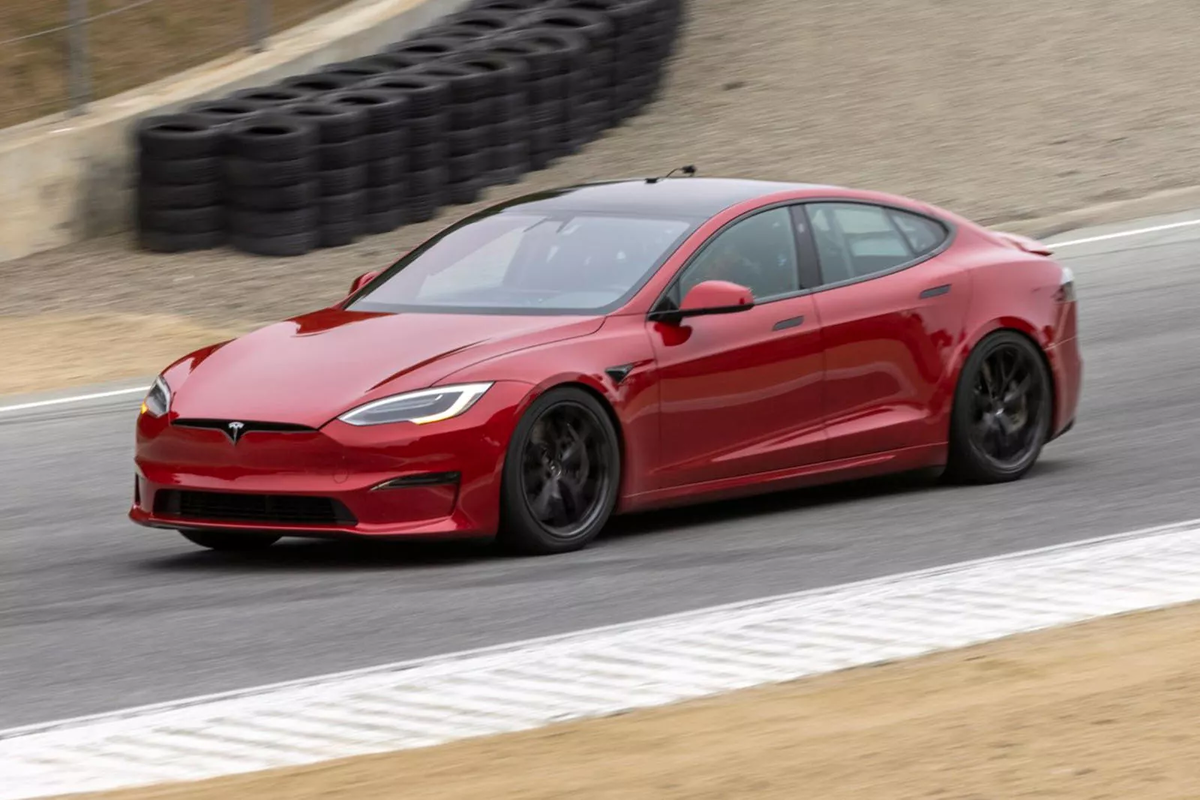 Tesla Model S Plaid