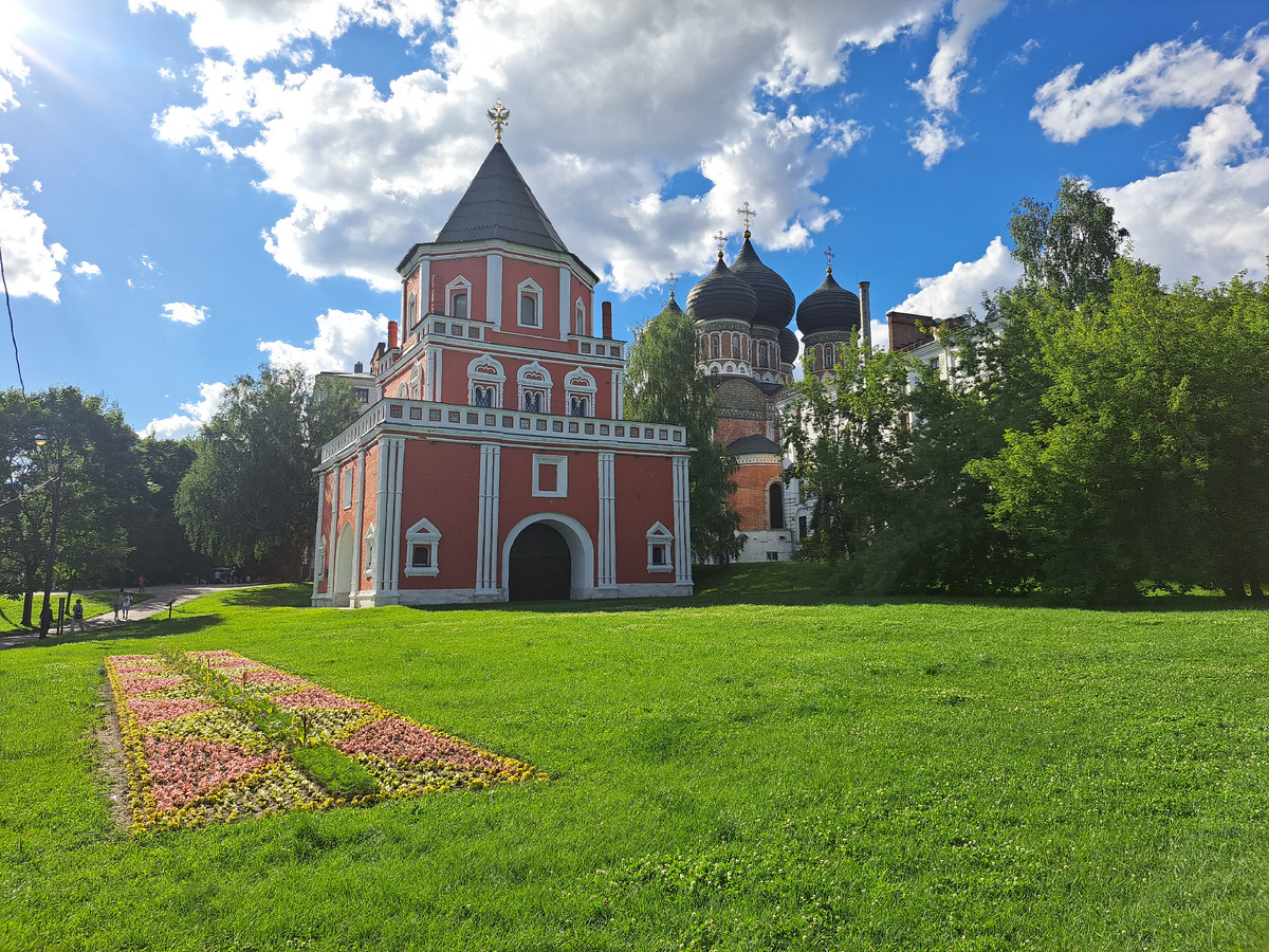 Мостовая башня