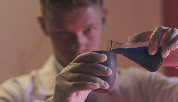 3254-я серия телесериала «След», 9-я серия 19 сезона, премьера в понедельник 13 января 2025 г. на Пятом канале. 