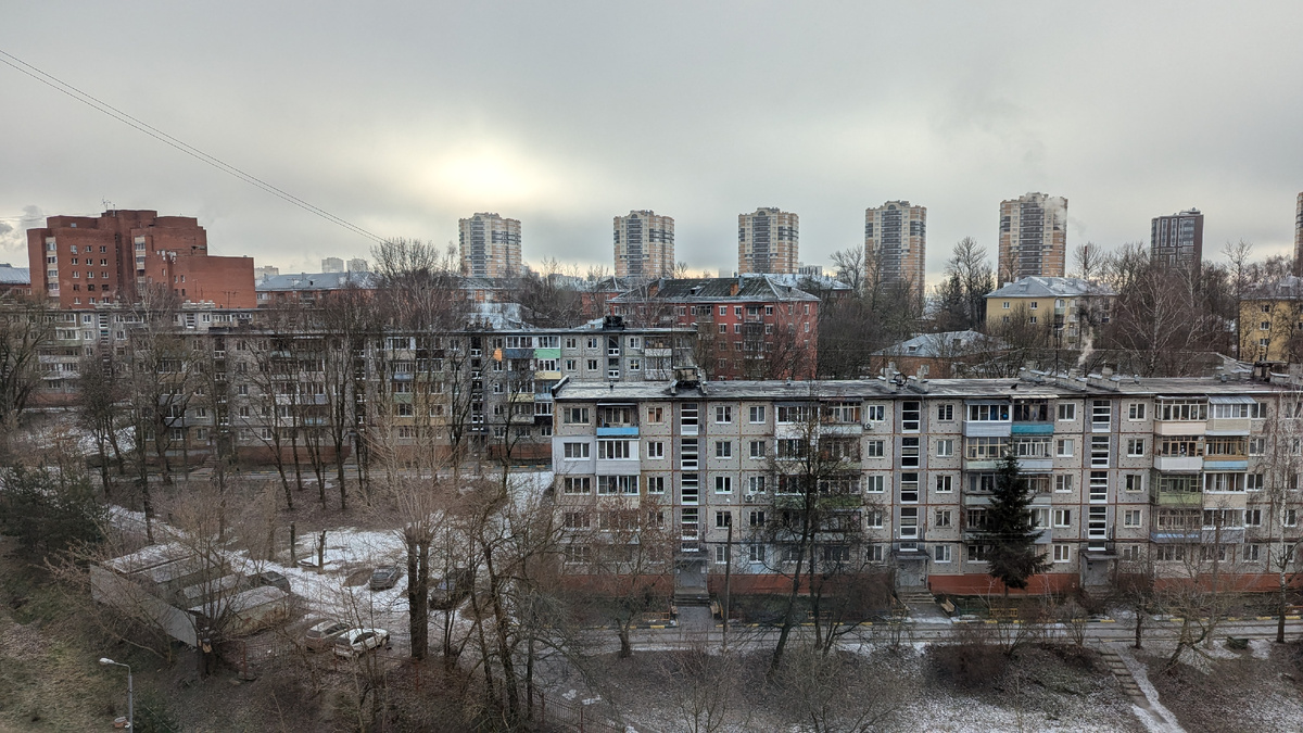 Утро за окном.