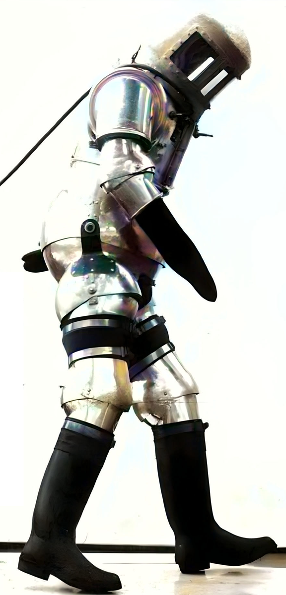 Не смотря на то, что шарниры обеспечивали плавные движения, они были неуклюжи и малы.