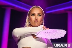    Клава Кока хочет найти партнера, который будет поддерживать ее