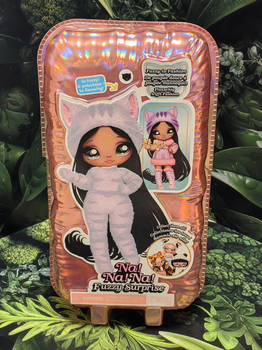 Коробка с куколкой NA!NA!NA! SURPRISE! серия Fuzzy Surprise