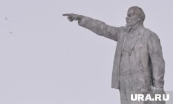    Памятник Ленину высотой с человеческий рост продают в Челябинской области