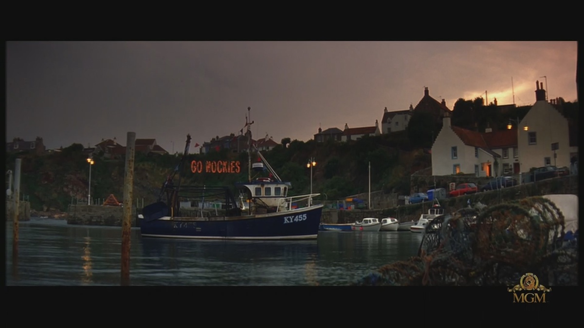 Кадр из фильма "Цена победы" (2000). Один из видов на городок Килноки.