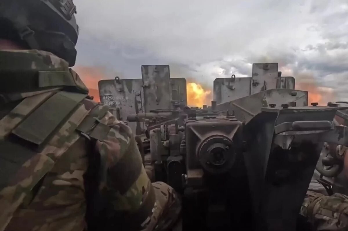    Марочко: ВСУ потеряли за неделю 8 тысяч бойцов при контратаках около ЛНР