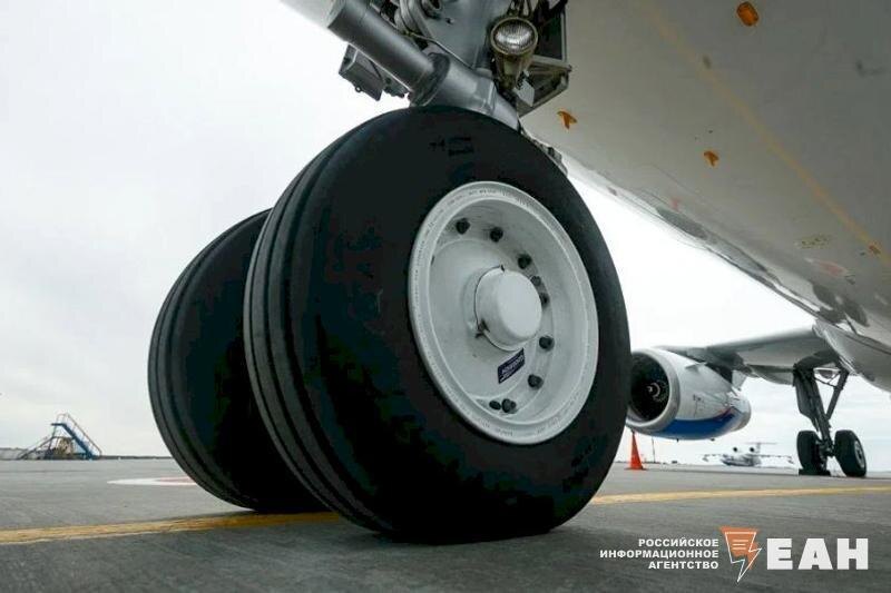    ЕАН. Рейсы задерживают из-за непогоды в аэропорту прибытия