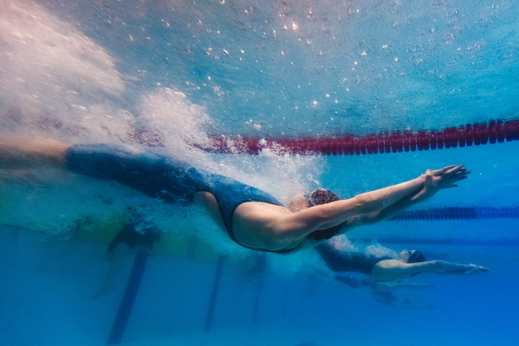    Сам бассейн состоит из 8 дорожек протяженностью 50 м, трибуны рассчитаны на 500 мест.   
Фото: «БИЗНЕС Online»