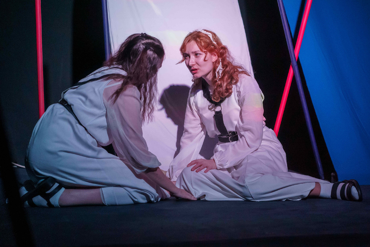 "Антигона" в Самарском театре "Город"