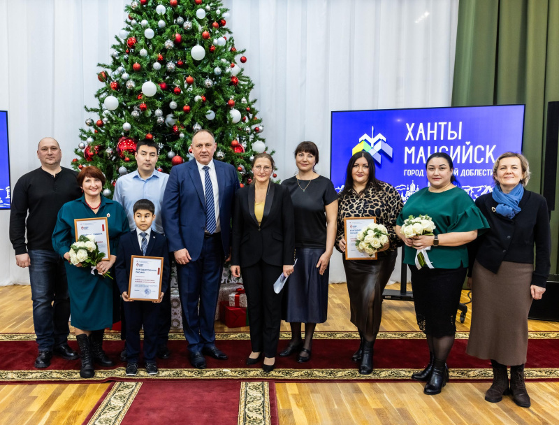    Главу Ханты-Мансийска Максима Ряшина наградили за содействие донорству