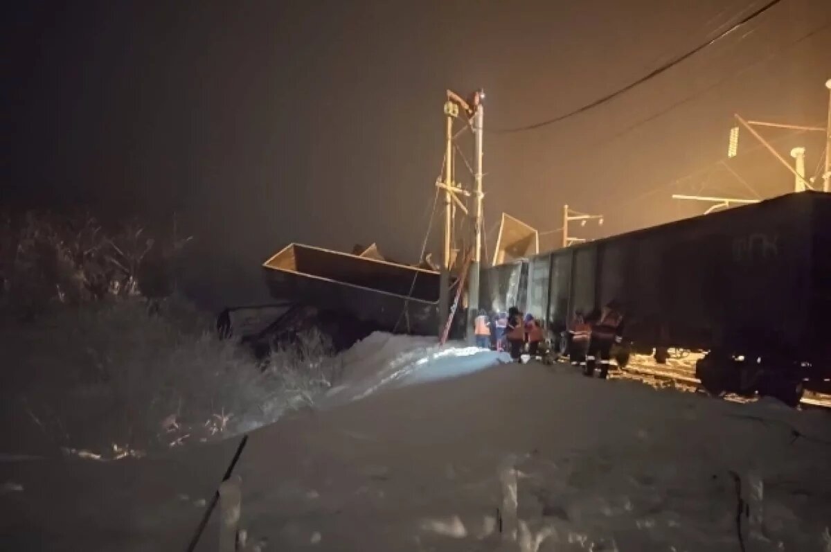    Из-за схода 22 вагонов в Бурятии задерживается поезд до Новосибирска