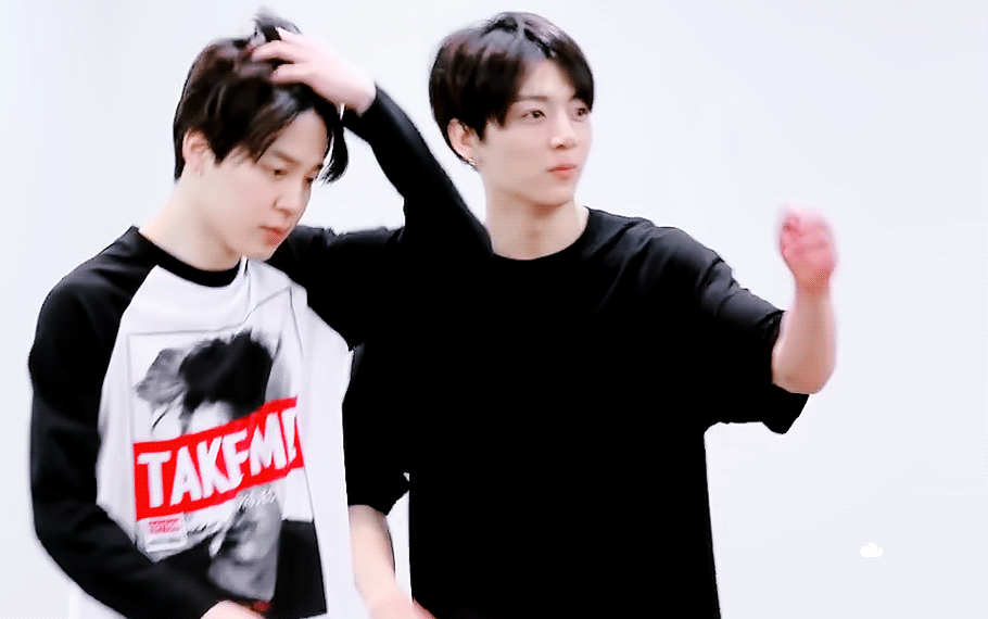 Вот такая атмосфера в части стала!