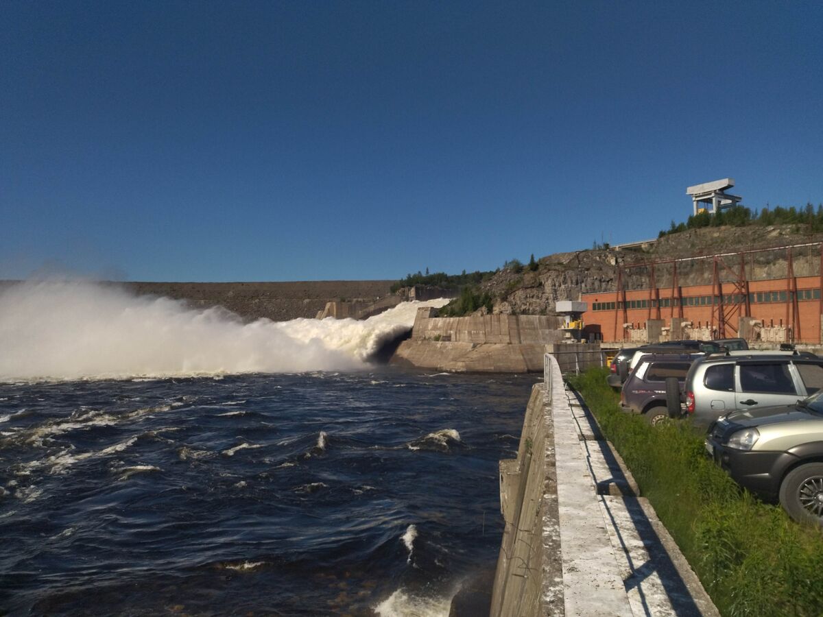 Водосброс на Курейской ГЭС. Все фото К. Каськаева