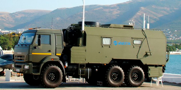 Экспериментальный образец системы дистанционного управления танком Т-72Б (Т-72Б4) и БМП-3 (РТК «Вихрь») разработан по заказу Министерства обороны России.