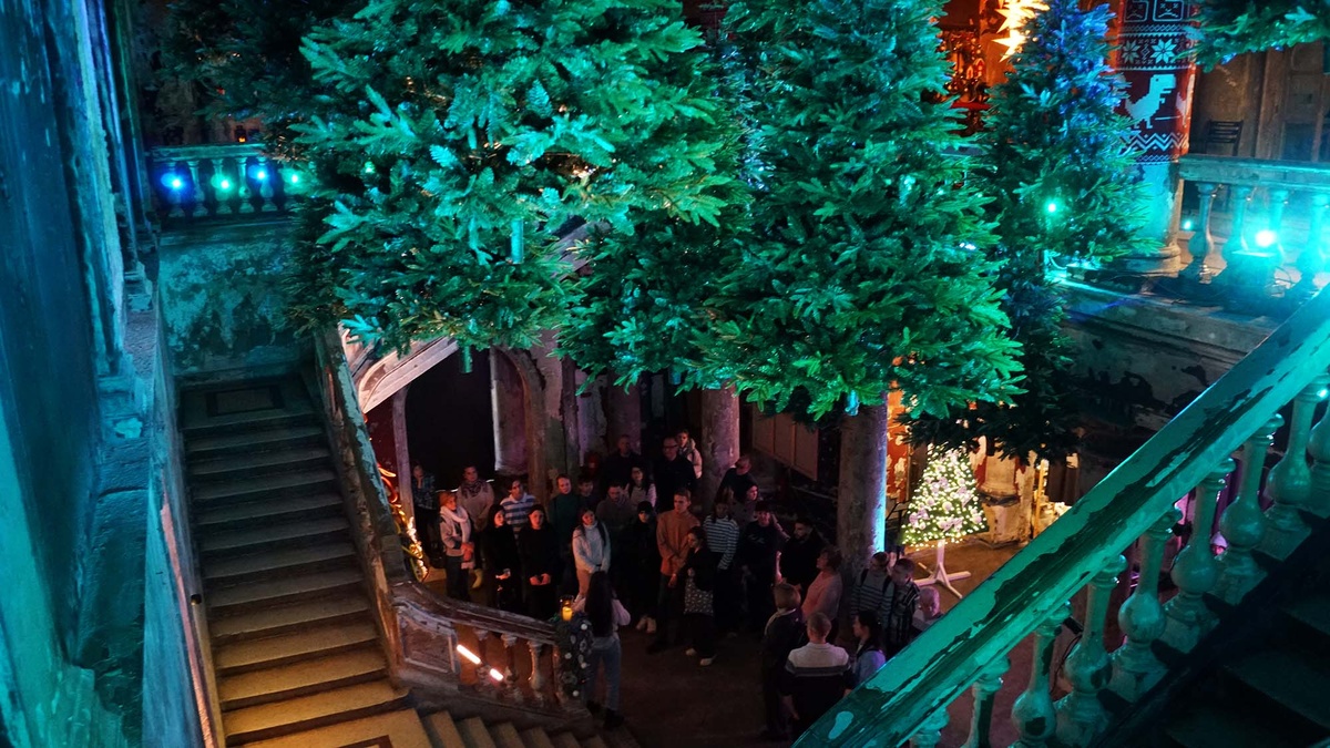 Зимой в Аненнкирхе проводят яркую интерактивную выставку "Рождество". На неё я и отправилась