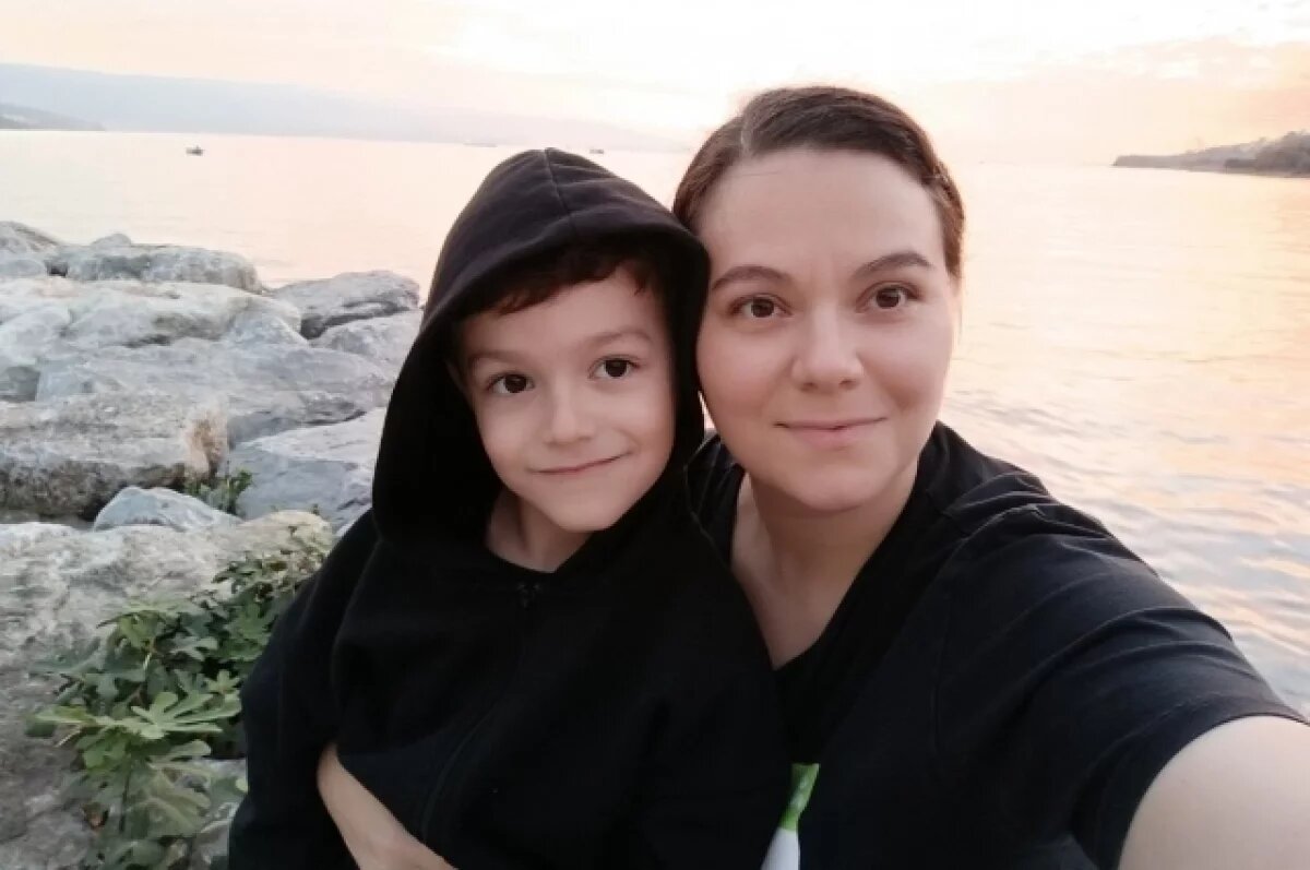    Мама умершего из-за лечения зубов в Турции мальчика рассказала подробности