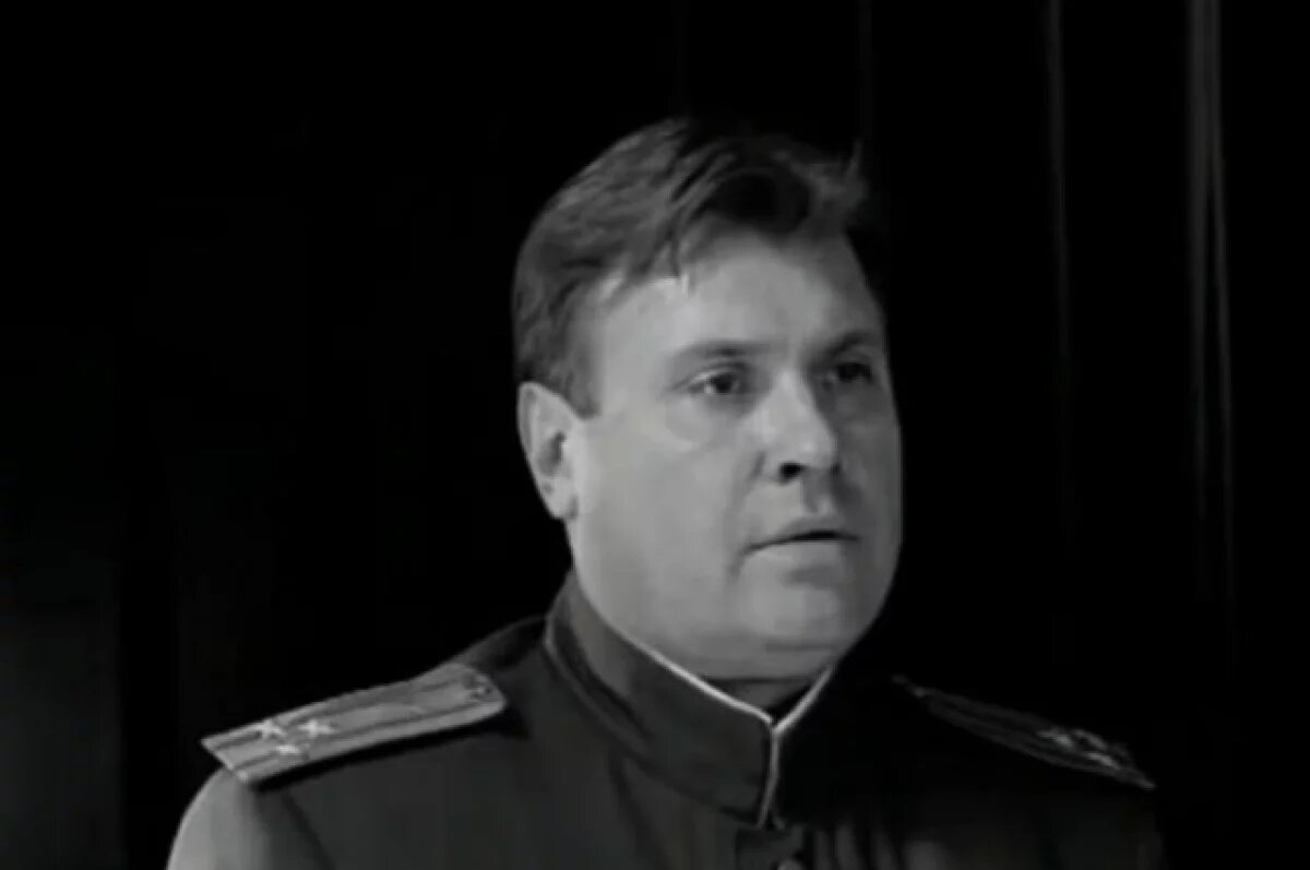    Умер актер из «Американской трагедии» Сергей Зиновьев