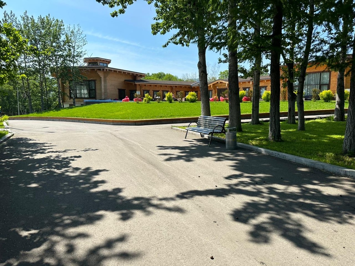 Территория базы Спутник