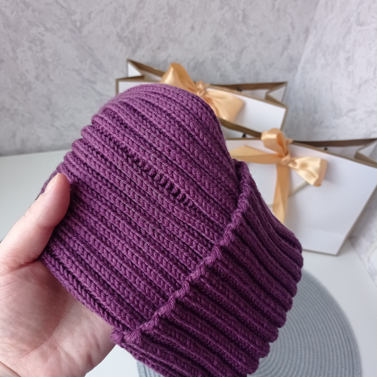 Вязала из итальянского мериноса, в 50 гр. 90м.