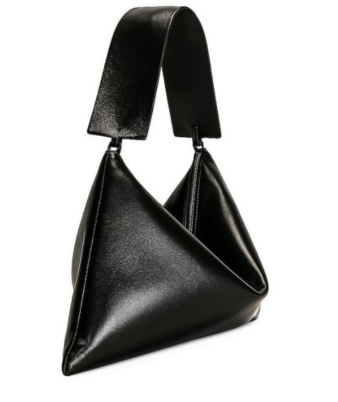 Редактировать карусель1 из 3Добавьте описание