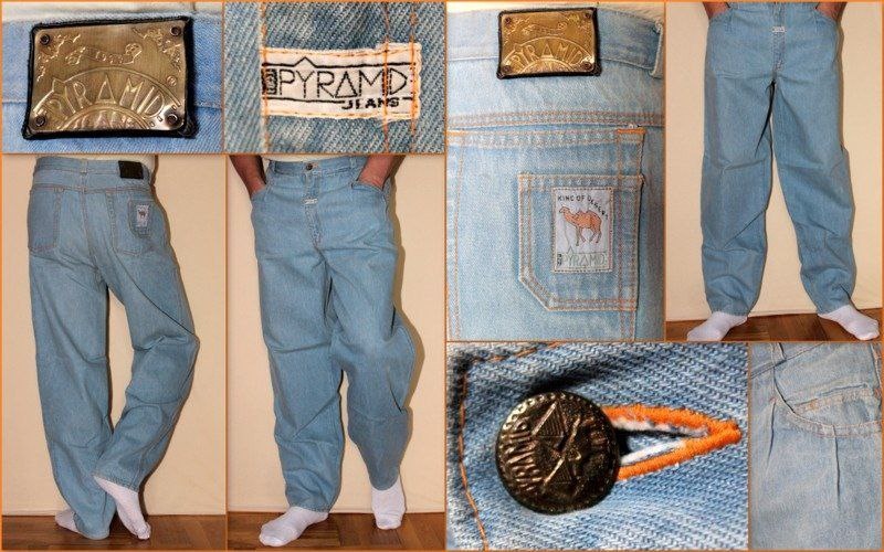 Пирамиды хеопса... Мы в них Лёху похоронили. 