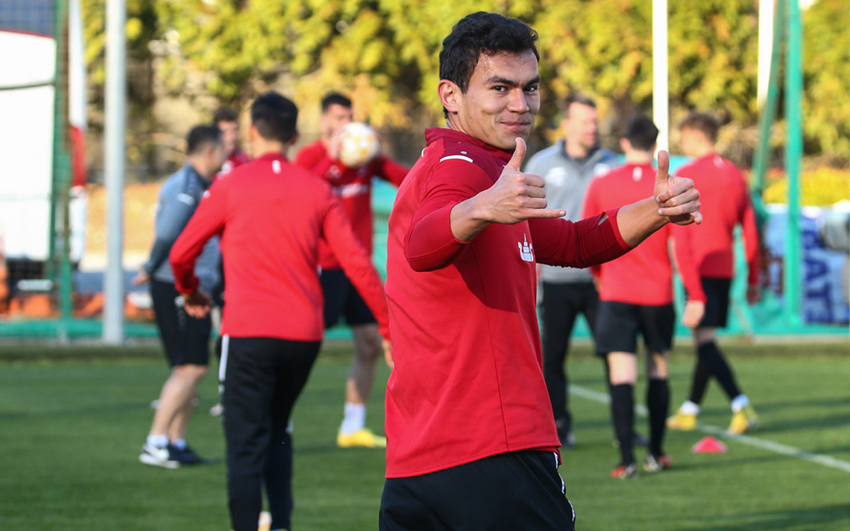 Традиционно «Рубин» продолжает выбирать в качестве места для сборов турецкий Белек. Фото: rubin-kazan.ru