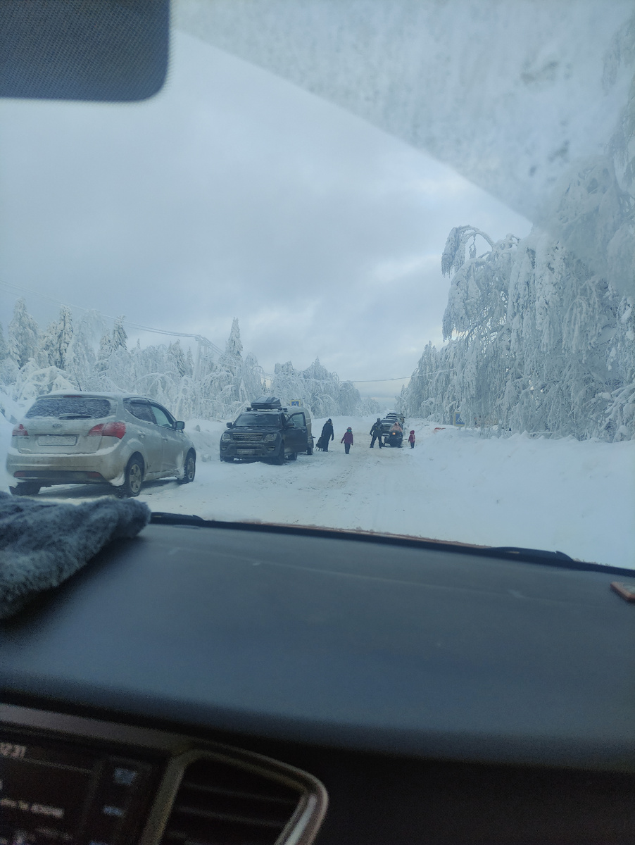 1 января 2025 года люди предпочли не дома сидеть, а по Каменному городу гулять.