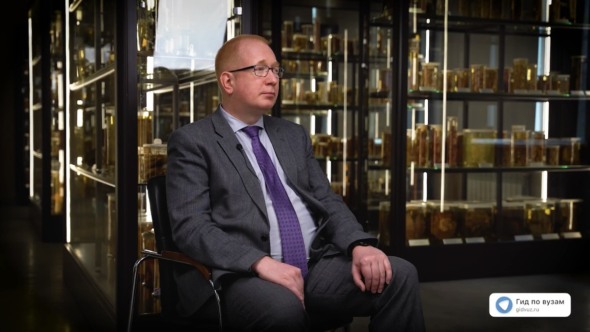  Декан СПбГУВМ, д.в.н., Токарев Антон Николаевич. СМИ «Гид по вузам».